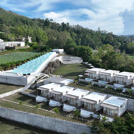 Kubupenlokan Cinze Villas And Hot Spring מראה חיצוני תמונה